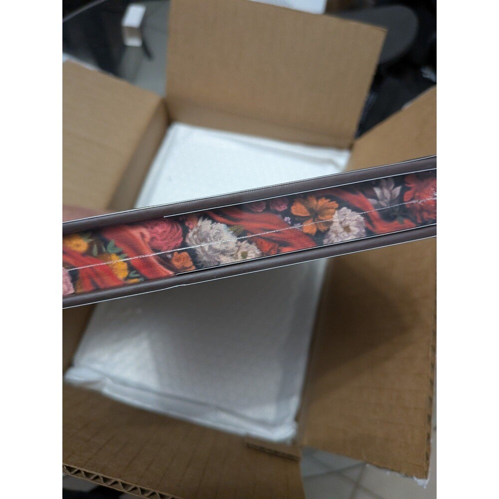 The Female Invi Wright Bookish box - Picture 2 of 6